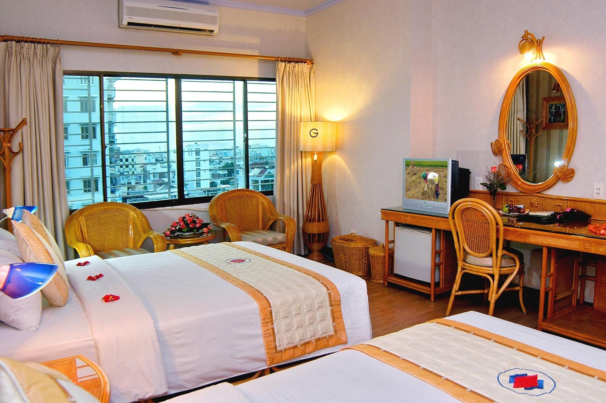 Green Hotel Нячанг Экстерьер фото