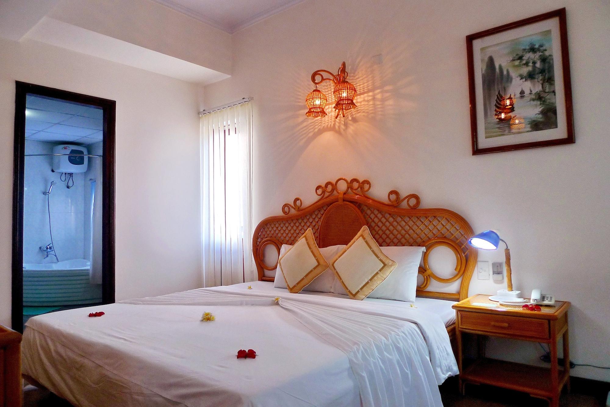 Green Hotel Нячанг Экстерьер фото