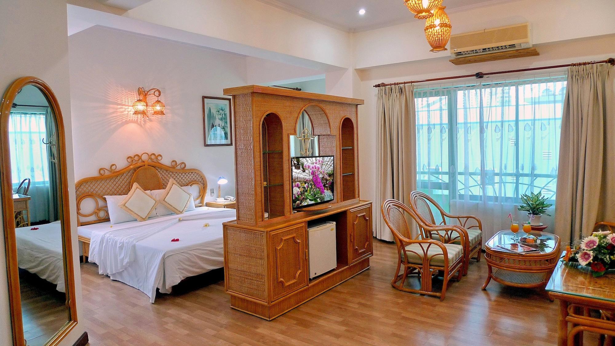 Green Hotel Нячанг Экстерьер фото