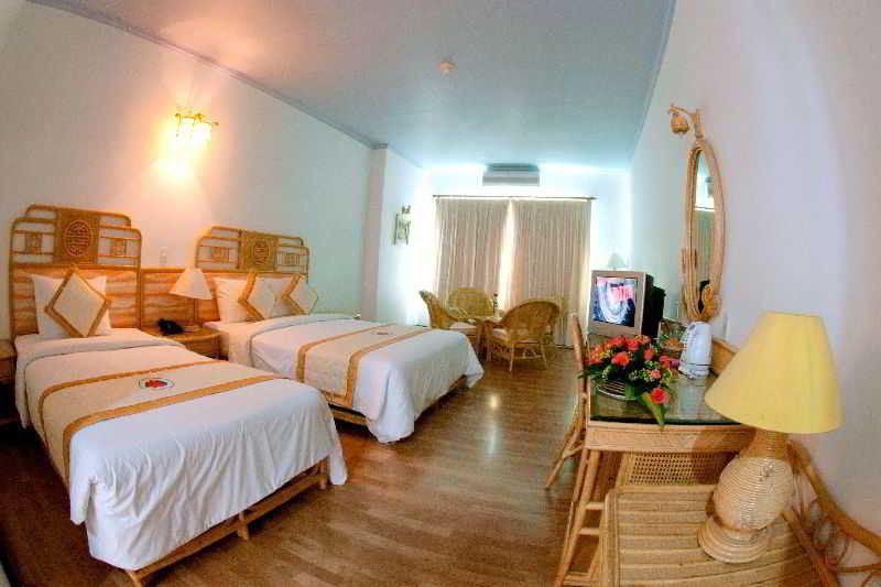 Green Hotel Нячанг Экстерьер фото