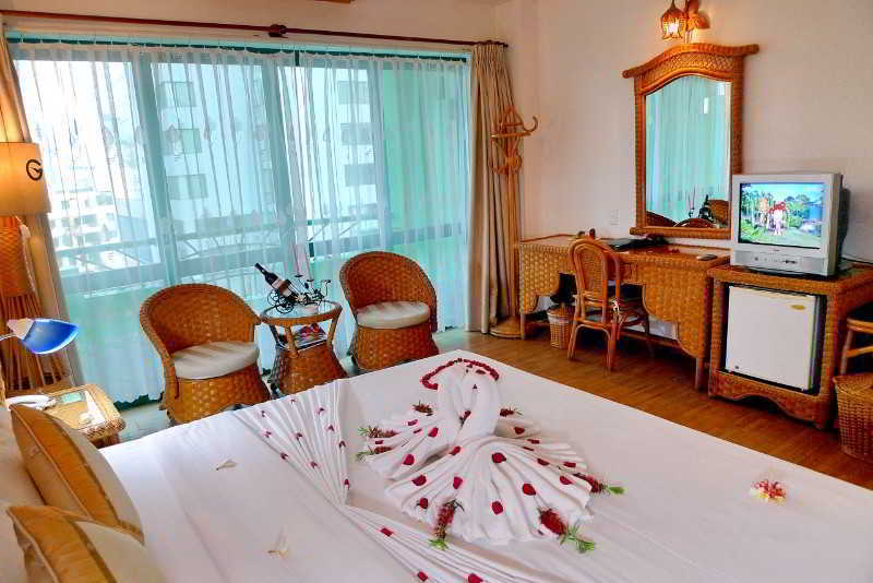 Green Hotel Нячанг Экстерьер фото